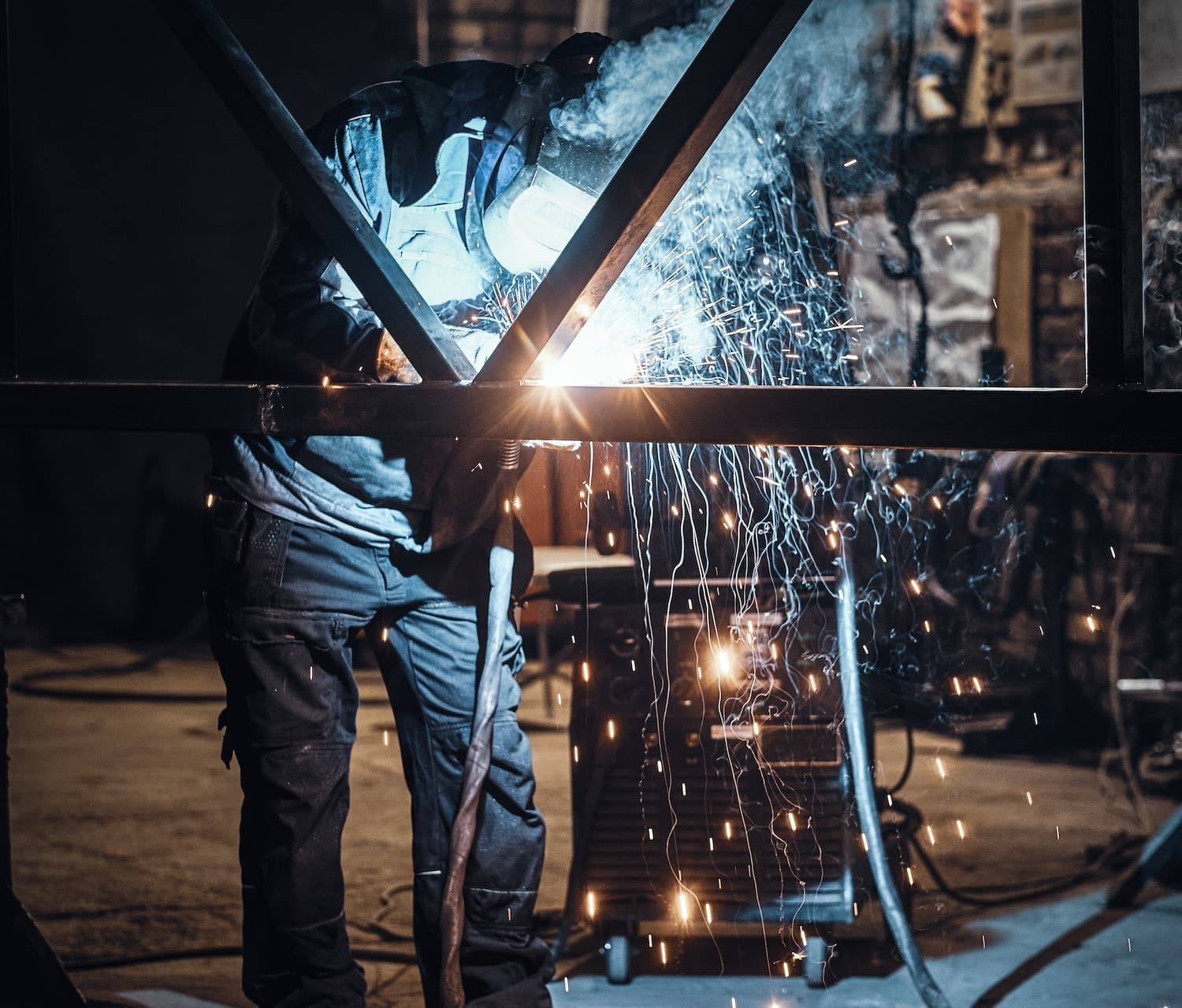 Jak wybrać wykonawcę konstrukcji stalowych?